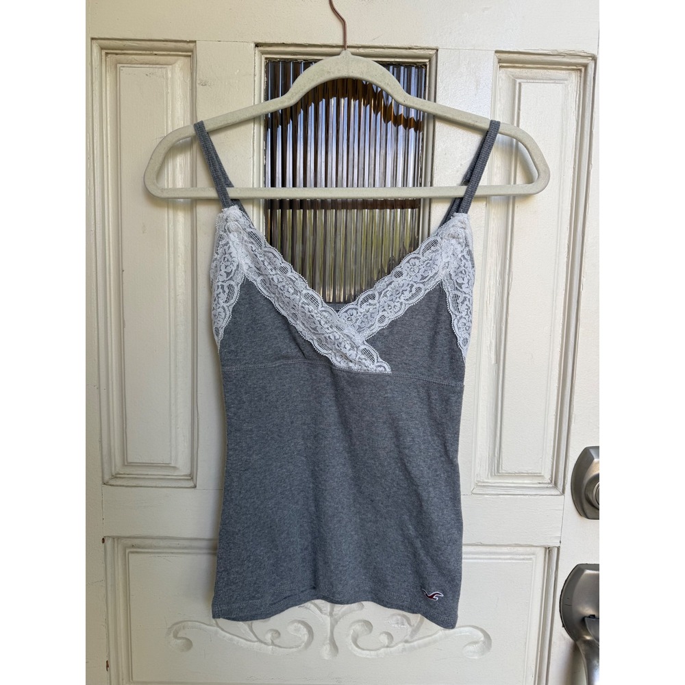 Hollister Gray Ribbed Lace Trim Camisole Top V-Neck Adjustable Straps Size Small